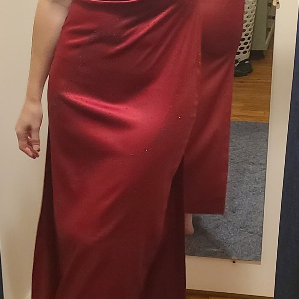 Red Dress - Rampage Semi-Formal - Picture 10 of 14